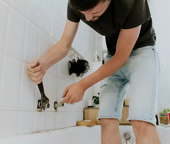 Affordable Bathtub Faucet Replacement in Manhattan: Choose Experienced Local Technicians