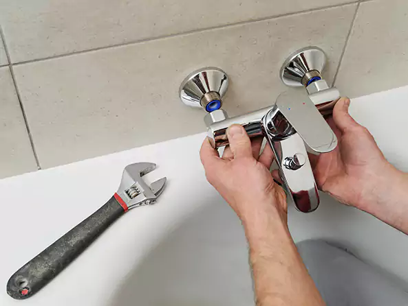 Why Choose Manhattan Plumbing Pros for Bathtub Faucet Replacement in Manhattan, NY?