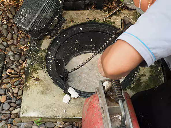 Why Choose Manhattan Plumbing Pros for Clogged Drain Repair in Manhattan, NY?
