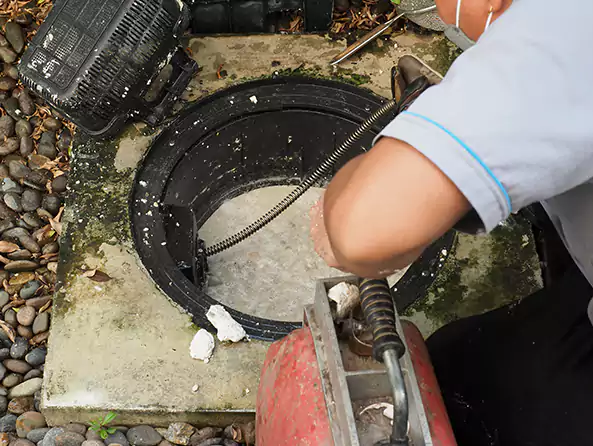 Why Choose Manhattan Plumbing Pros for Sewer Line Cleaning in Manhattan, NY?